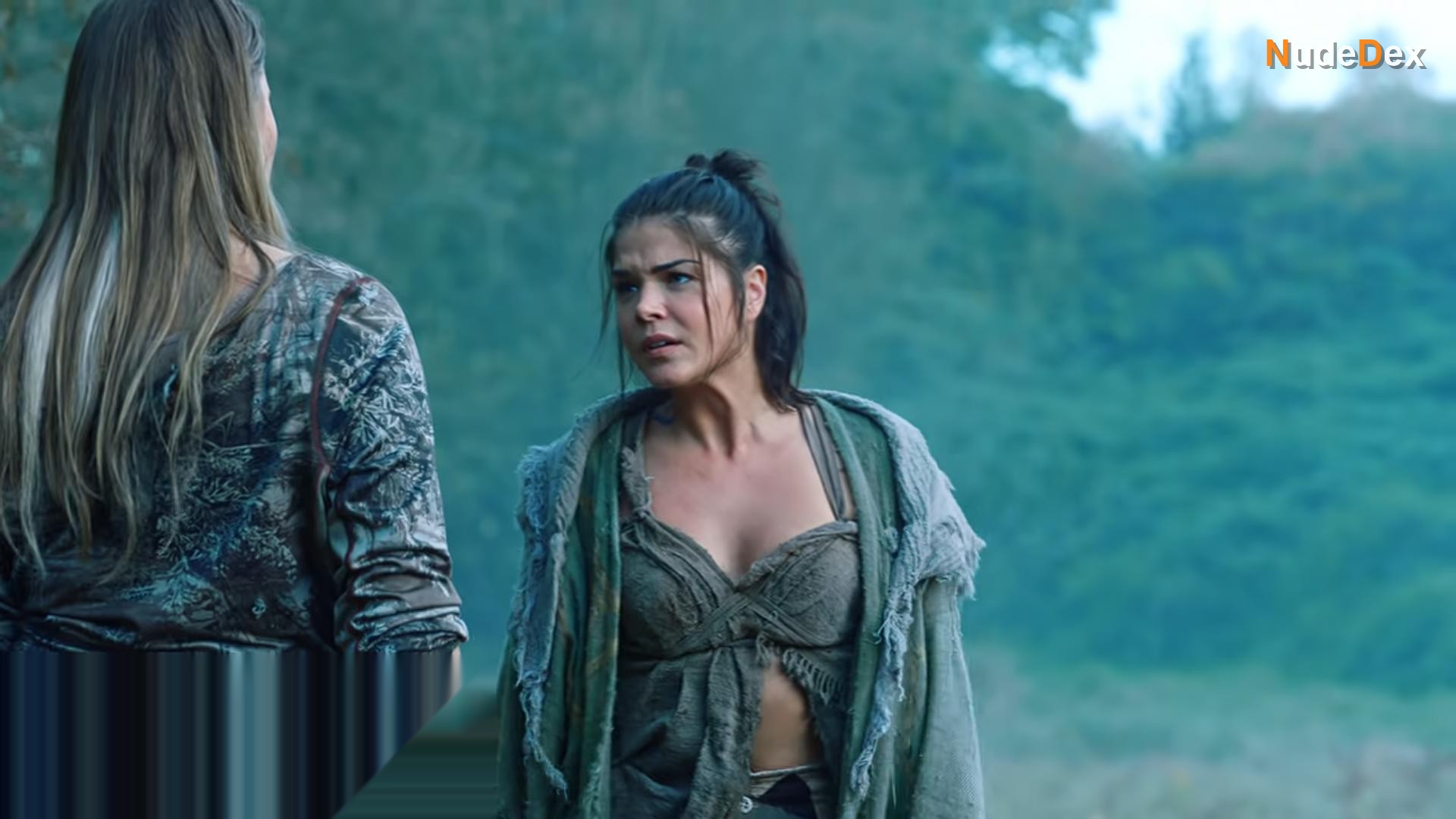 Marie Avgeropoulos in The 100, photo 34