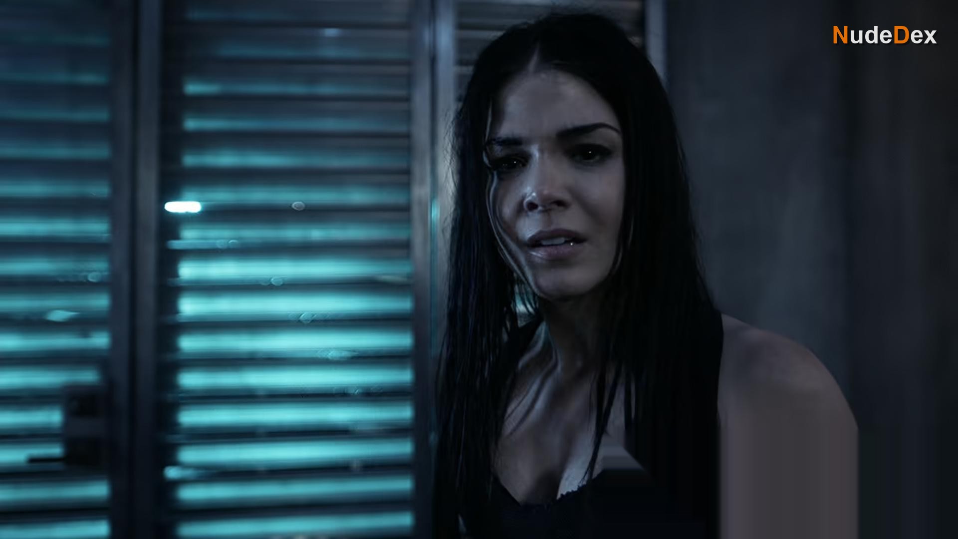 Marie Avgeropoulos in The 100, photo 45