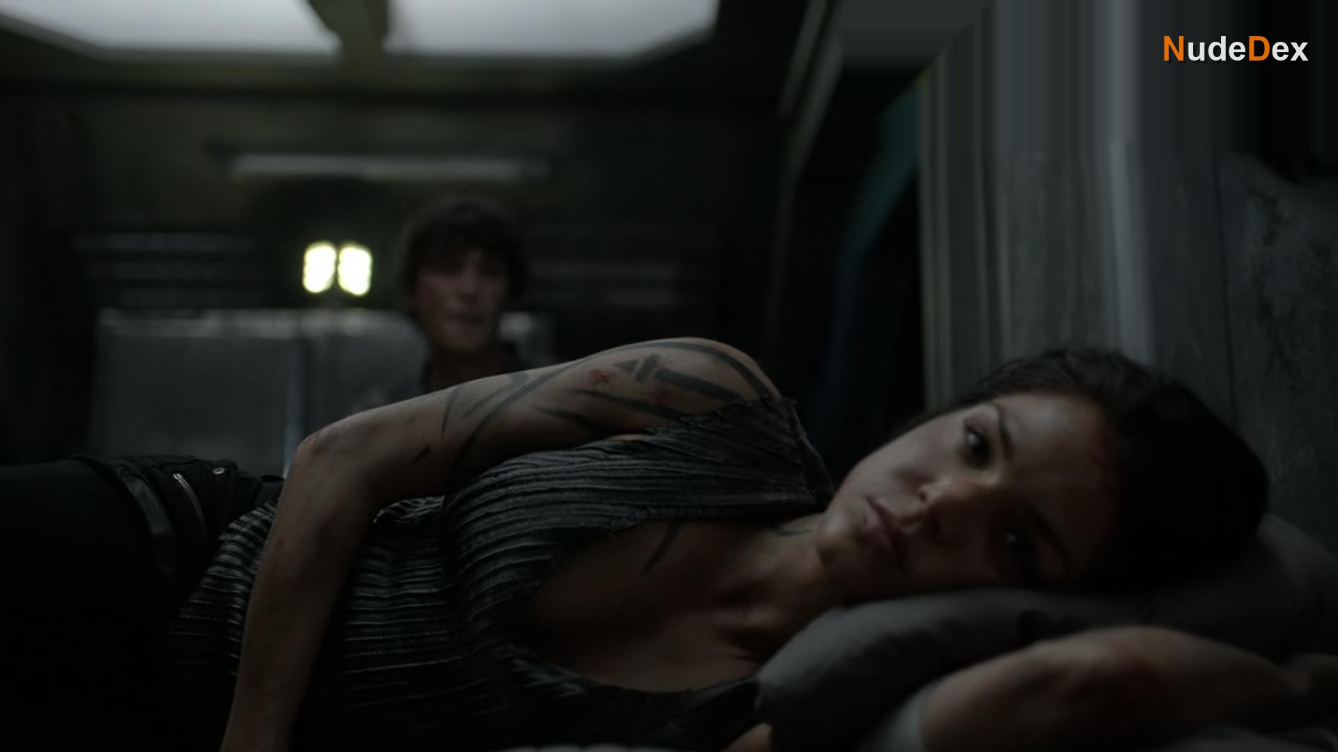 Marie Avgeropoulos in The 100, photo 52