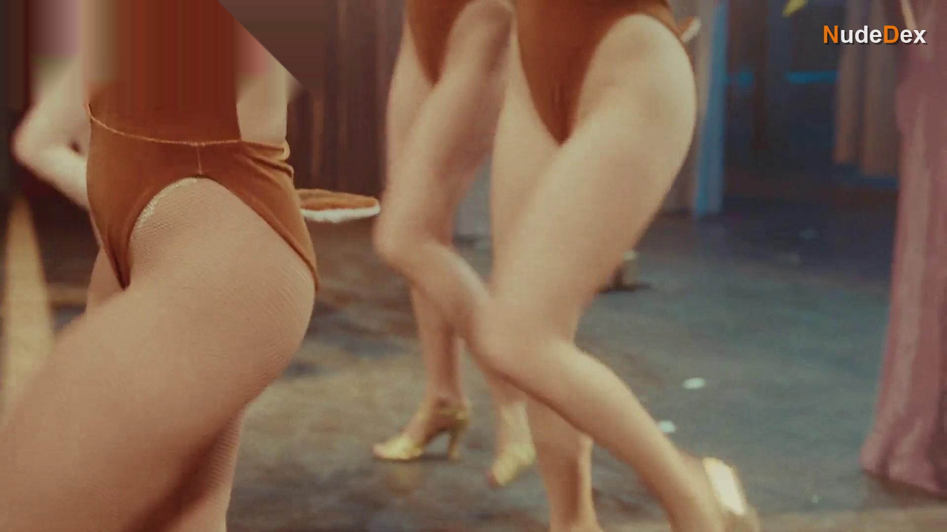 Marie Bach Hansen in Chorus Girls, photo 34