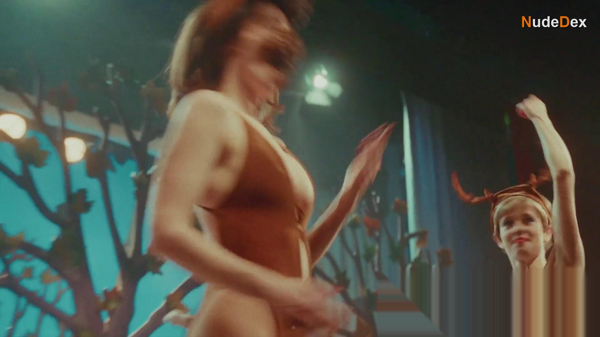Marie Bach Hansen in Chorus Girls, photo 47