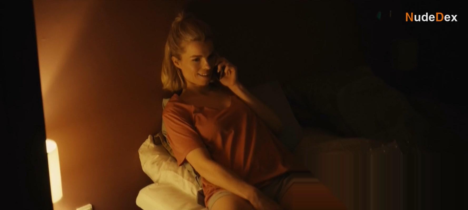 Marie Bach Hansen in En Flirt, photo 3