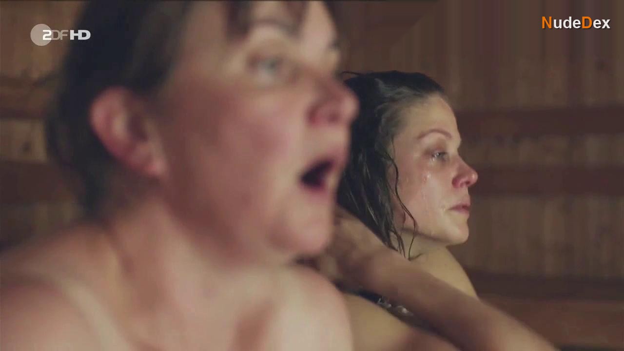 Marie Baumer in Brief An Mein Leben, photo 3