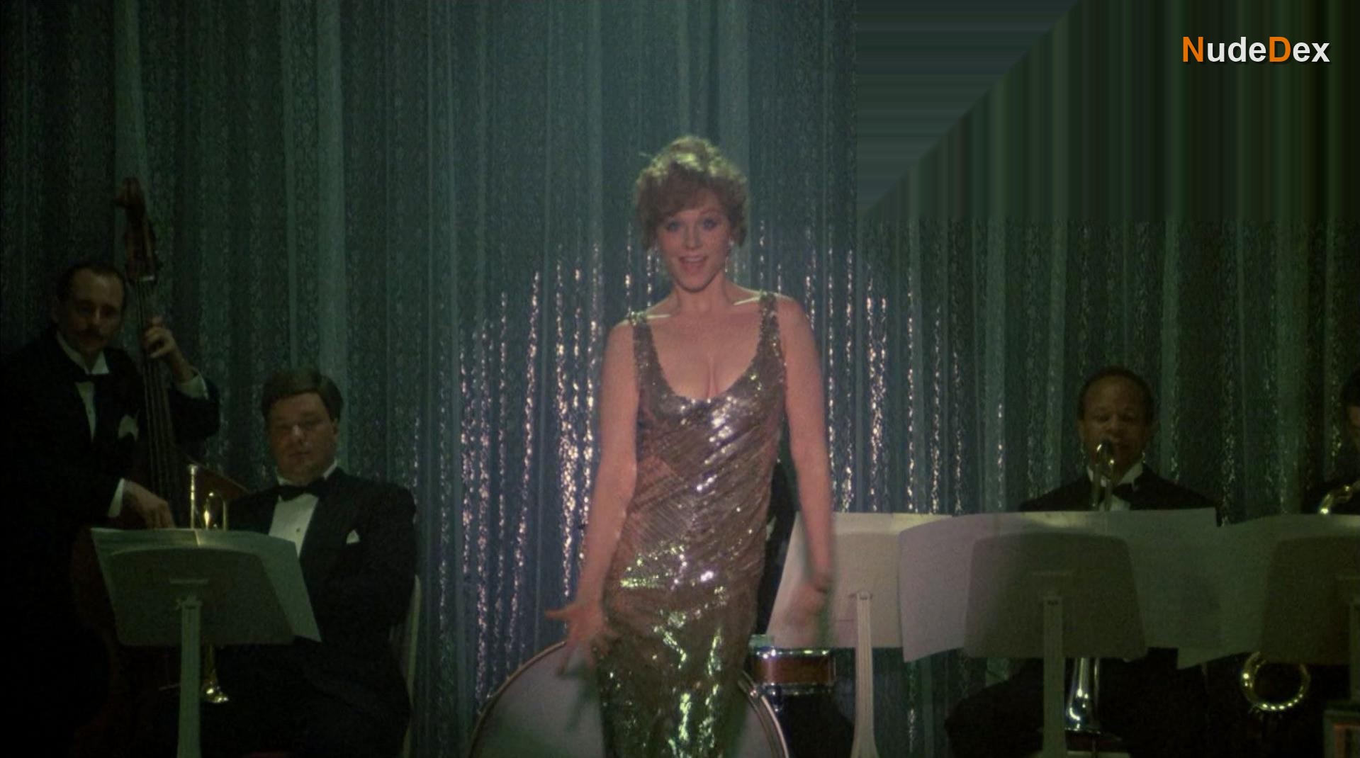 Marilu Henner in Johnny Dangerously, photo 1