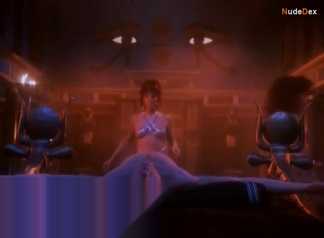 Marilu Tolo in The Last Days Of Pompeii, photo 4