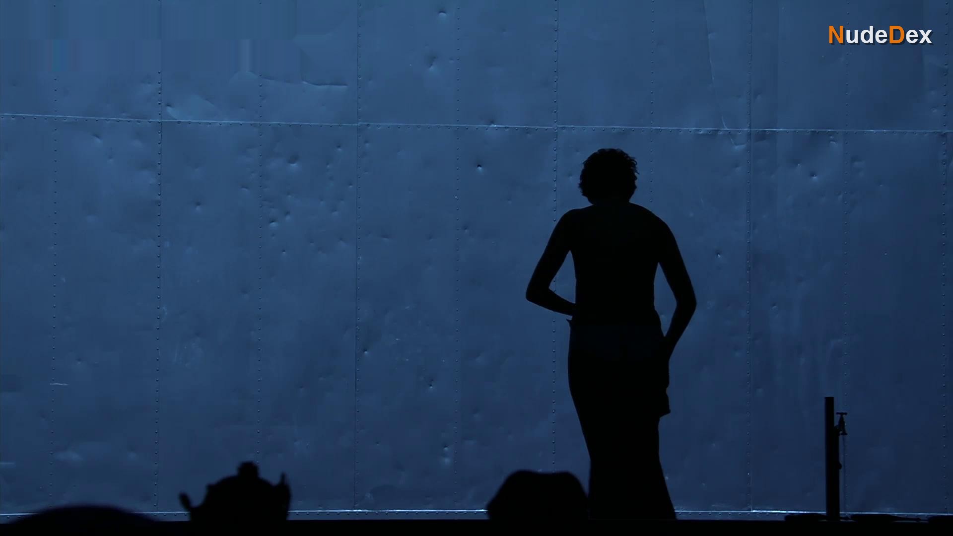 Marina Galic in Macbeth, photo 3