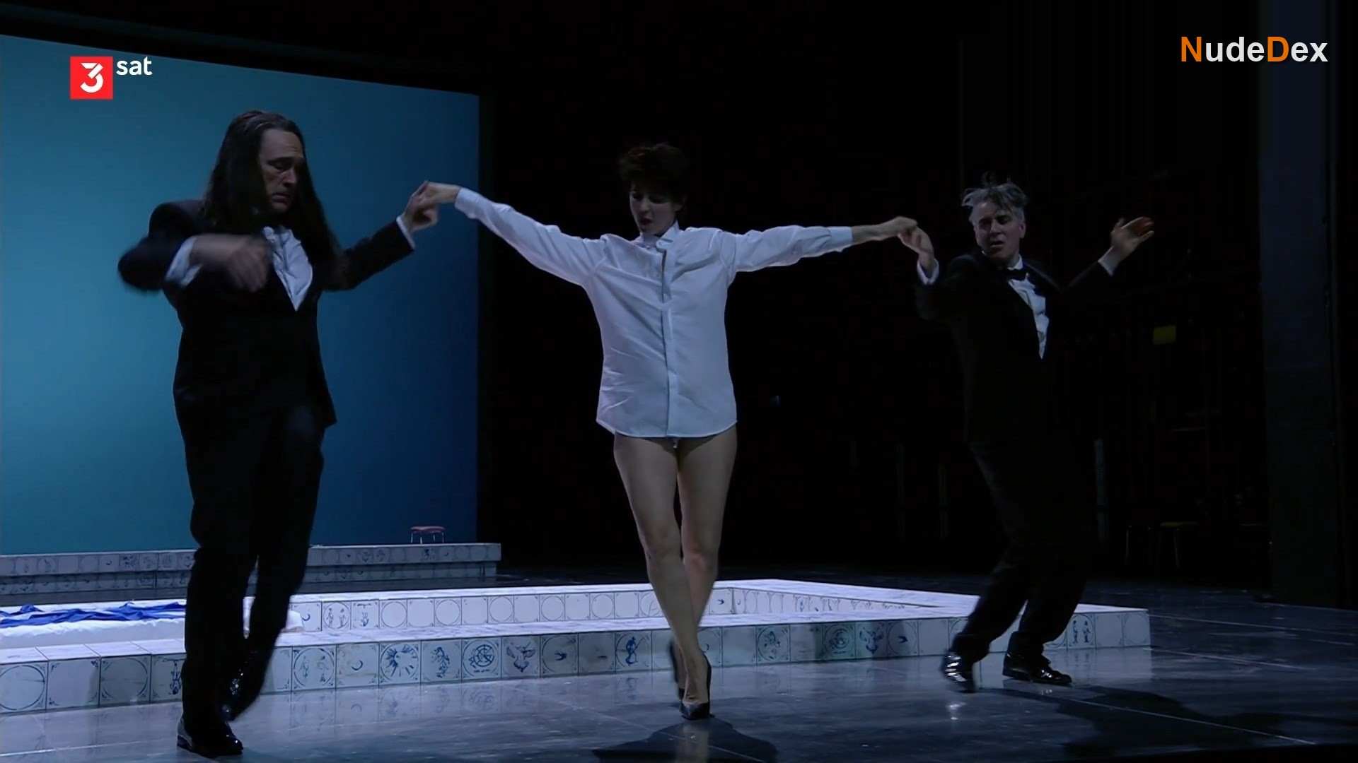 Marina Galic in Macbeth, photo 8