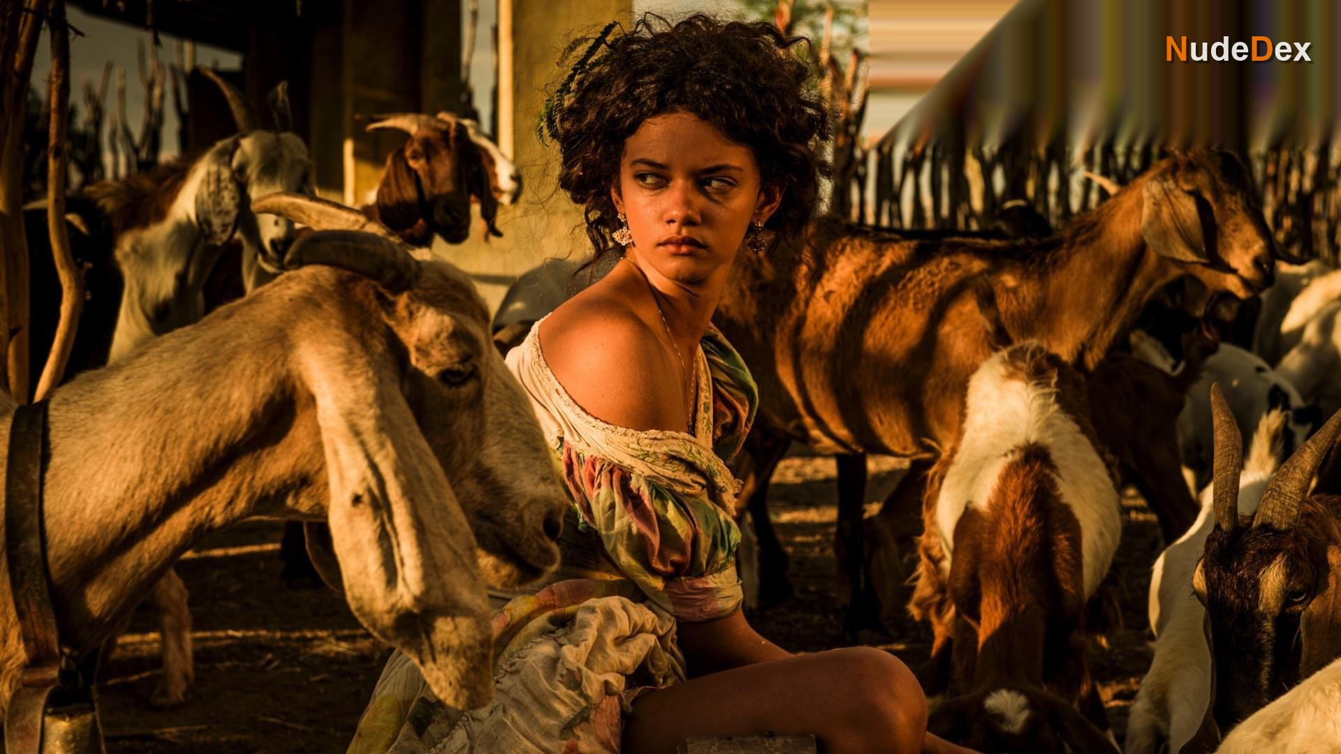Lucy Alves in Velho Chico