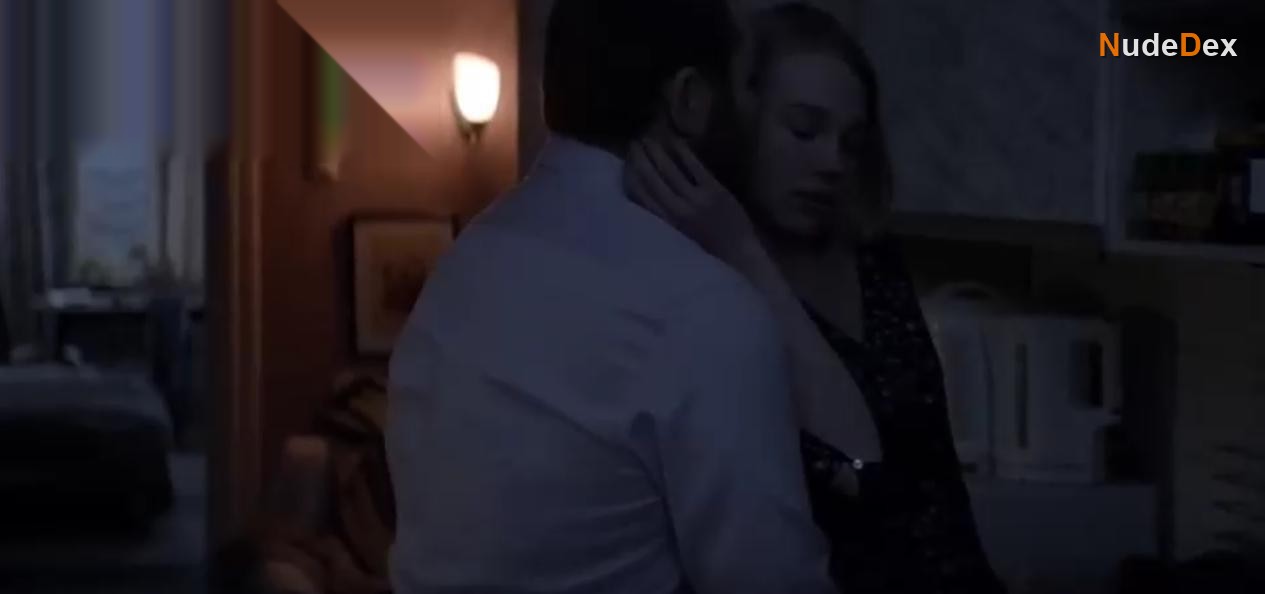Marina Vasilyeva in Loveless, photo 2