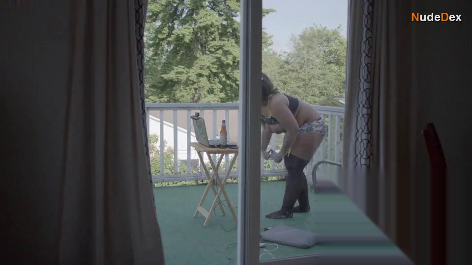 Marissa Frost in Cam Girlz, photo 3