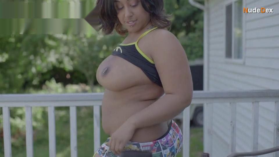 Marissa Frost in Cam Girlz, photo 10