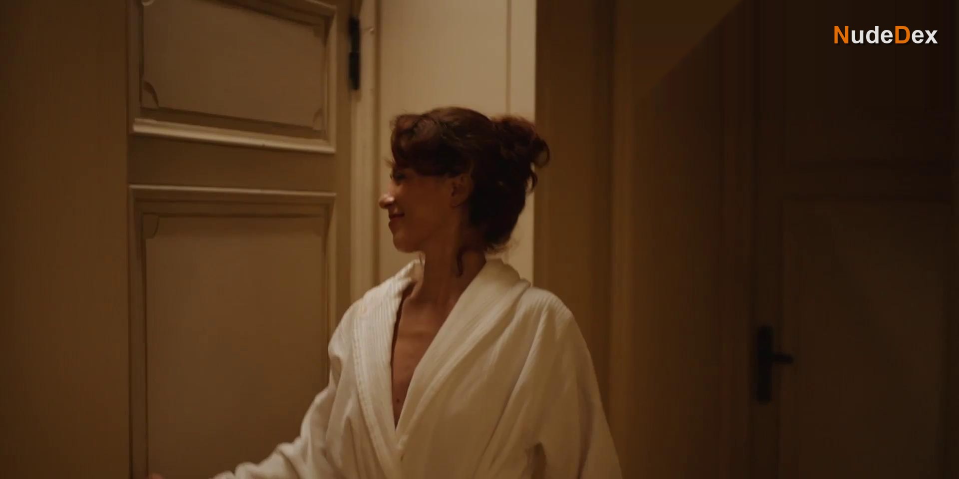 Marjorie Estiano in Angela Diniz Murdered And Convicted, photo 55