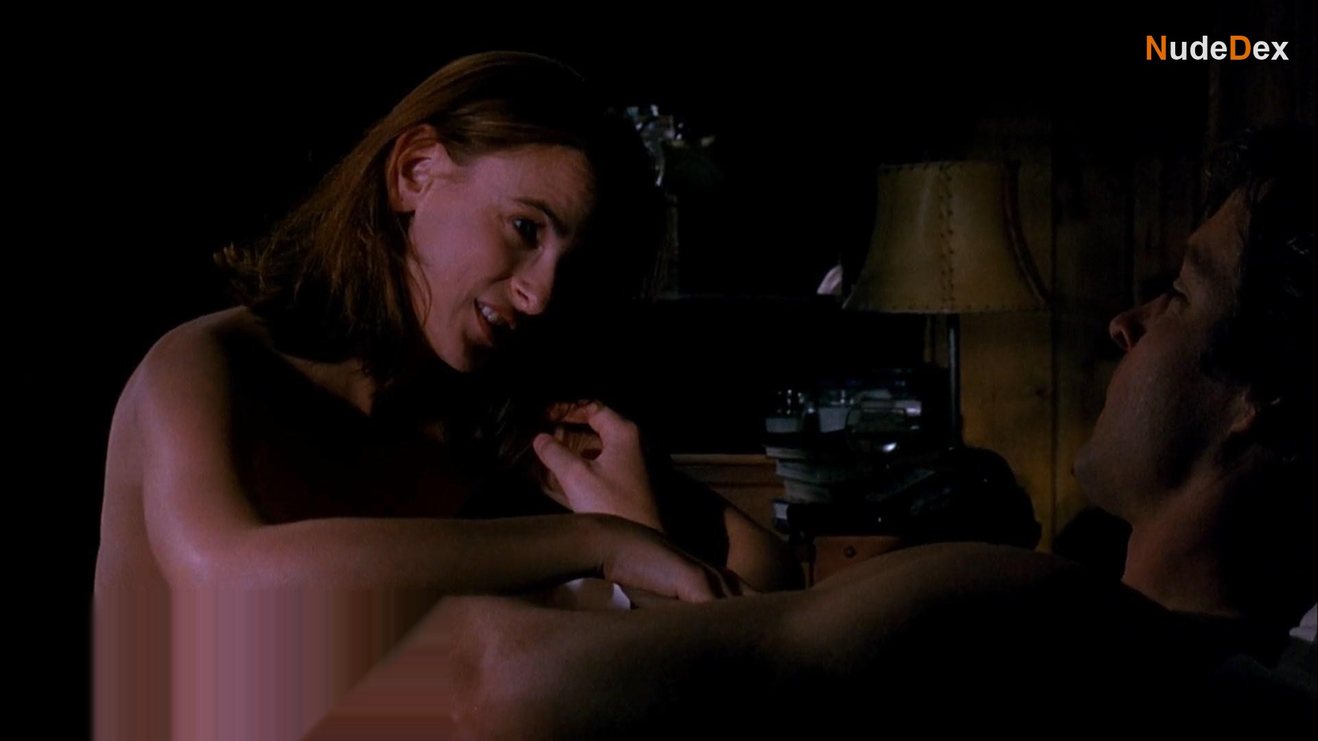 Marlee Matlin in Hear No Evil, photo 1