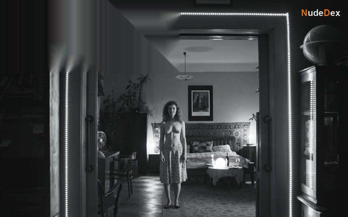 Martina Babisova in Muz Se Zajecima Usima, photo 3