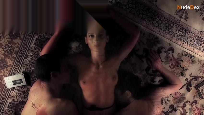 Maruia Shelton in The Secret Life Of Isabel Goncourt, photo 3