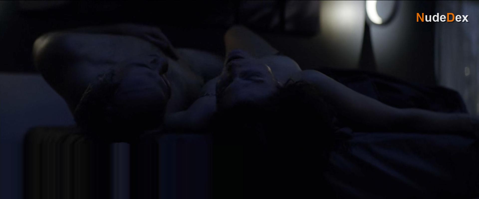 Maryana Spivak in Loveless, photo 12