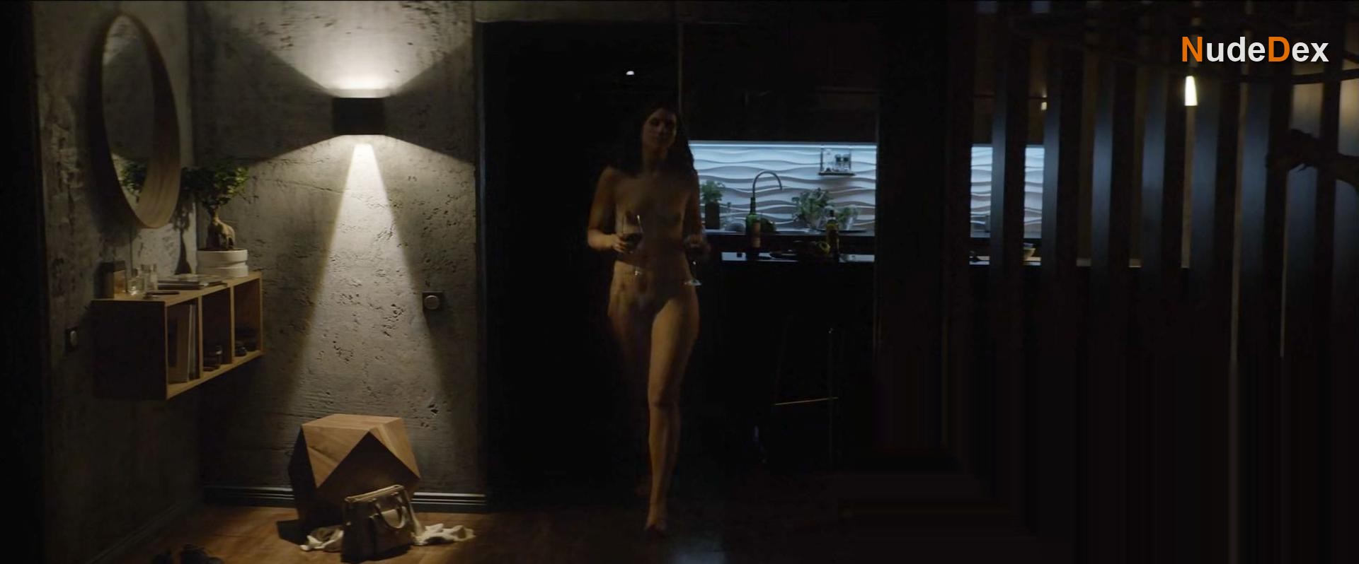 Maryana Spivak in Loveless, photo 15