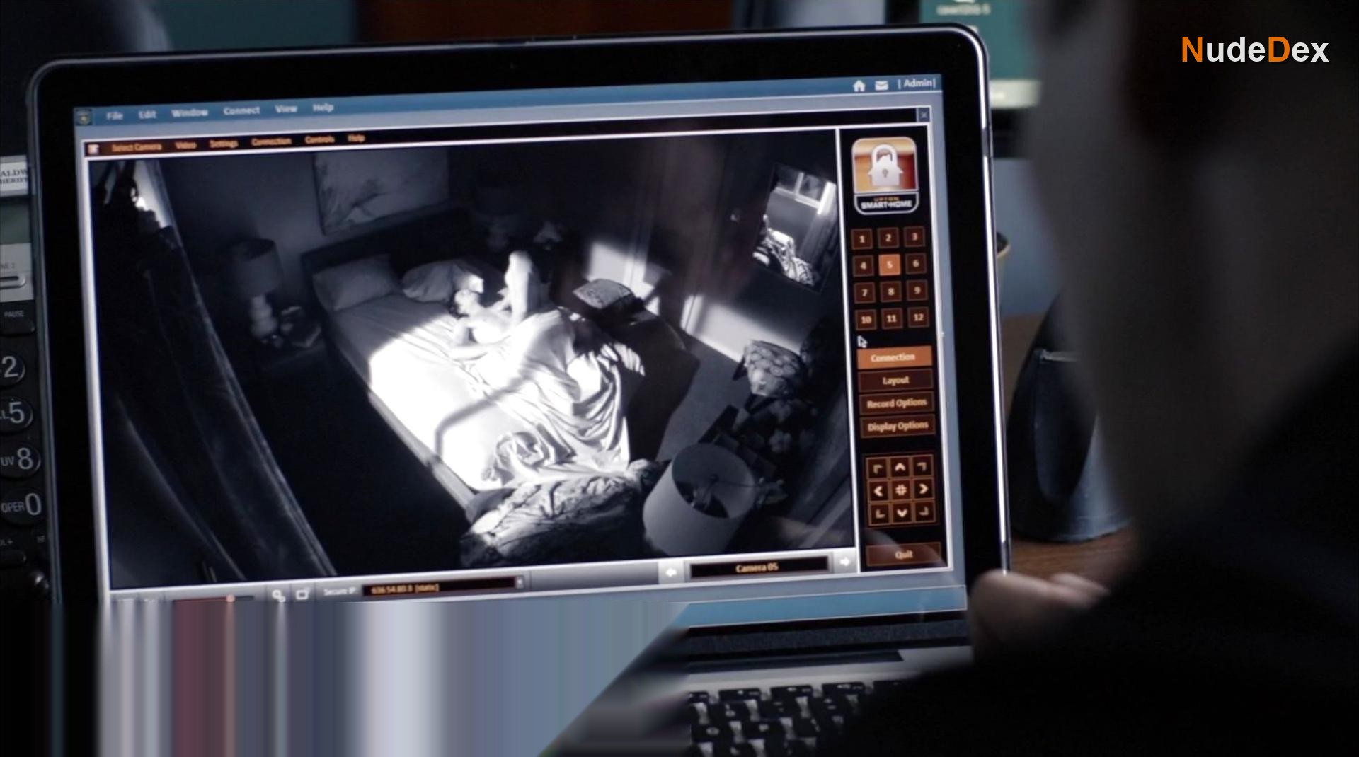 Yara Pilartz in The Returned