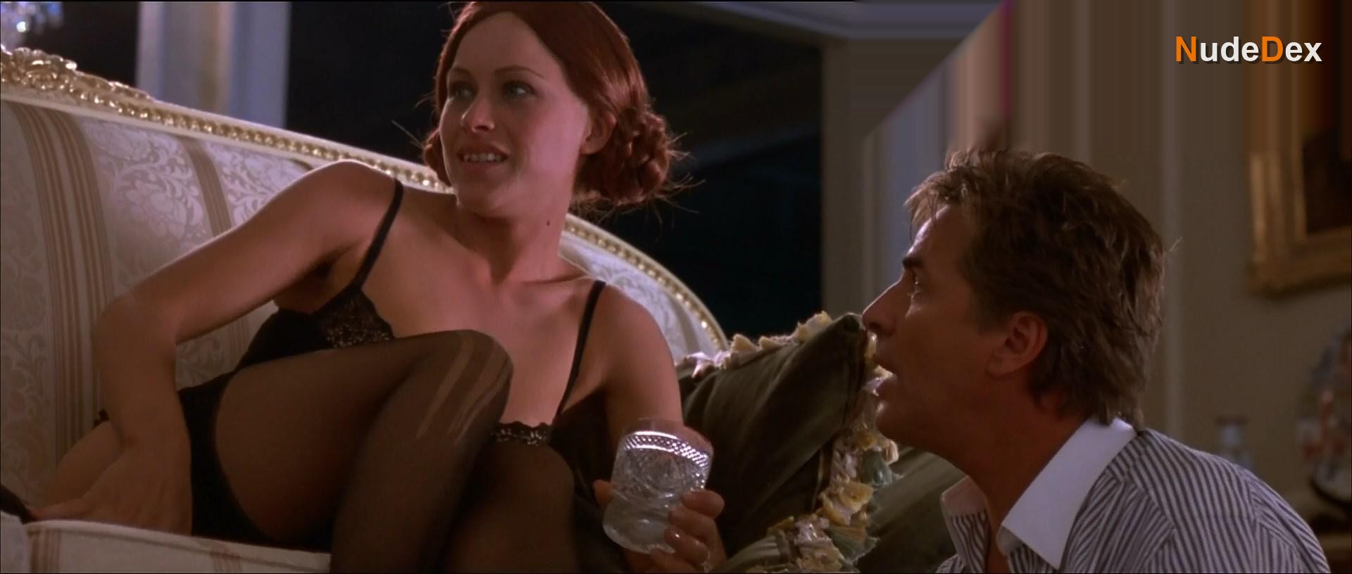 Mary-louise Parker in Goodbye Lover, photo 21