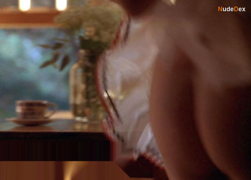 Mary-louise Parker in Goodbye Lover, photo 25