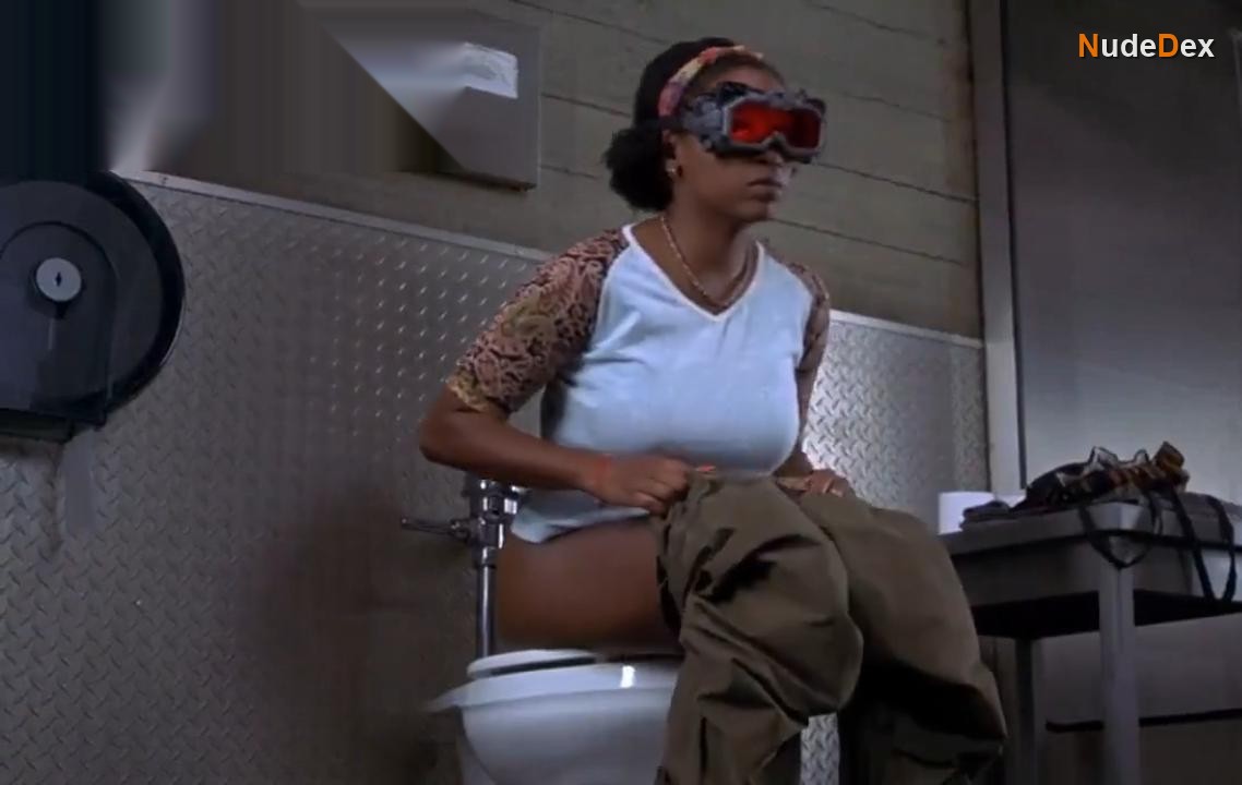 Mary Randle in Hollow Man, photo 5