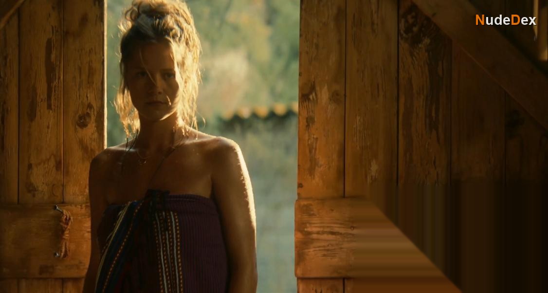 Marysole Fertard in Escort Boys, photo 6