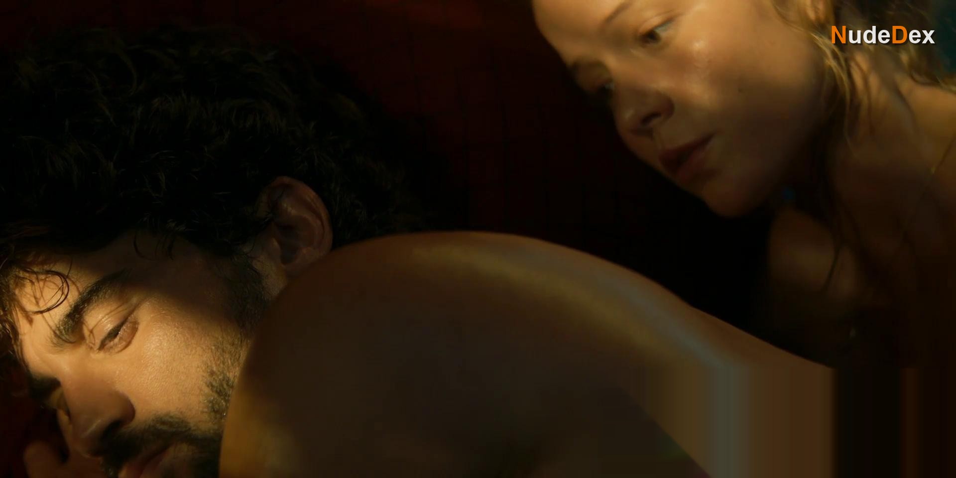 Marysole Fertard in Escort Boys, photo 9