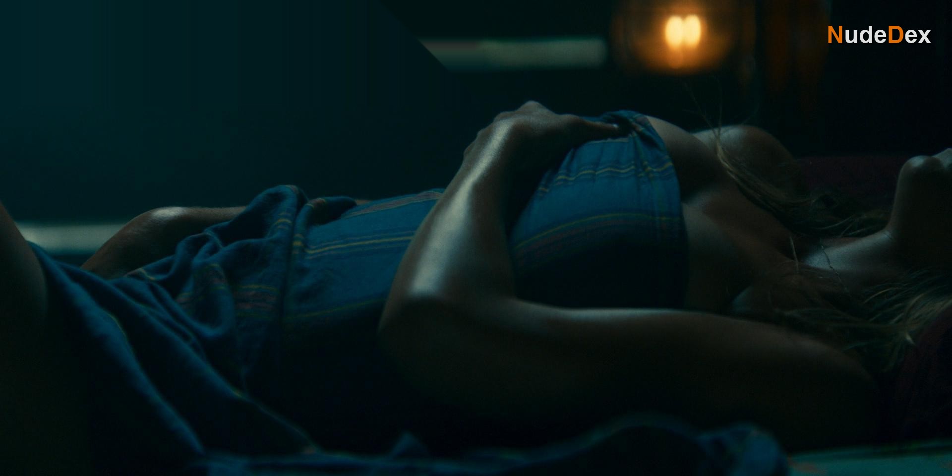 Marysole Fertard in Escort Boys, photo 47