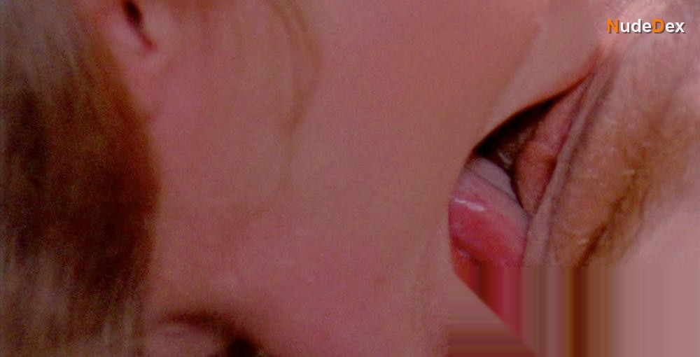 Mary Stuart in Naked Came The Stranger, photo 10