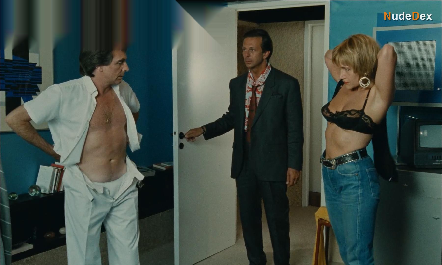 Mathilda May in La Vie Dissolue De Gerard Floque, photo 2