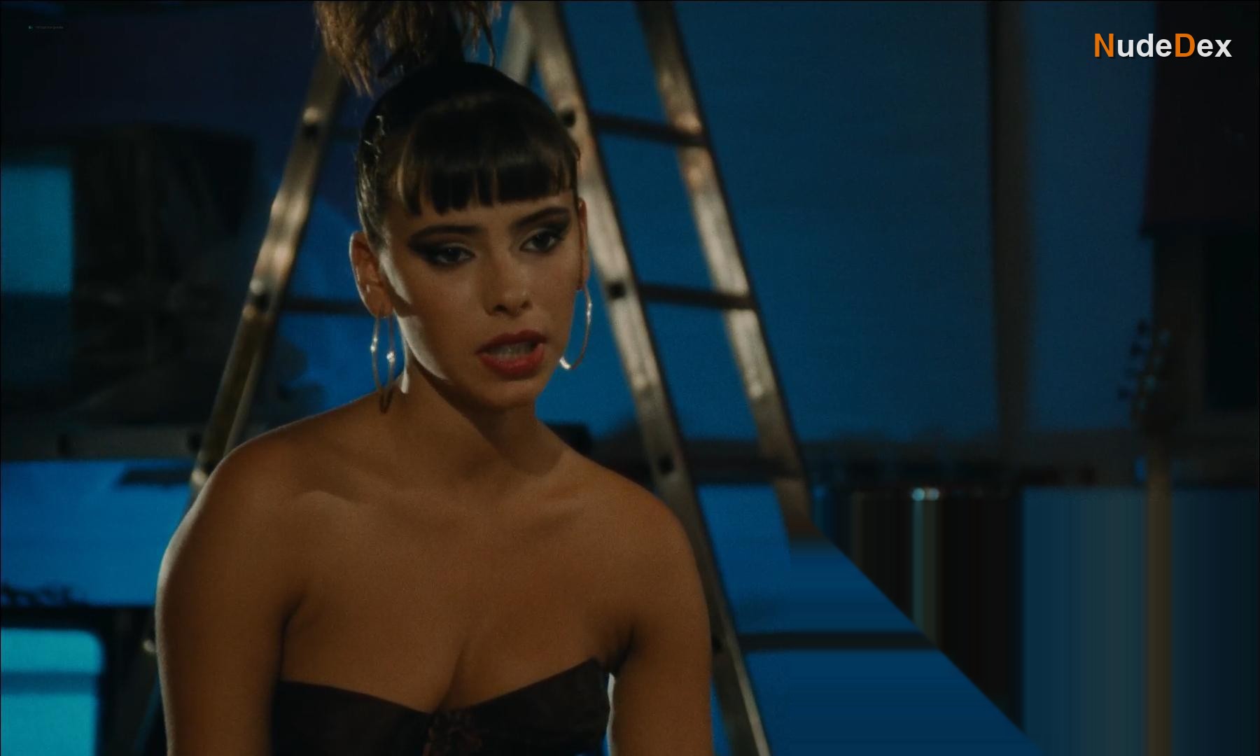 Mathilda May in La Vie Dissolue De Gerard Floque, photo 12