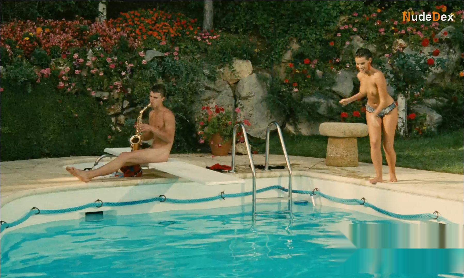 Mathilda May in La Vie Dissolue De Gerard Floque, photo 13