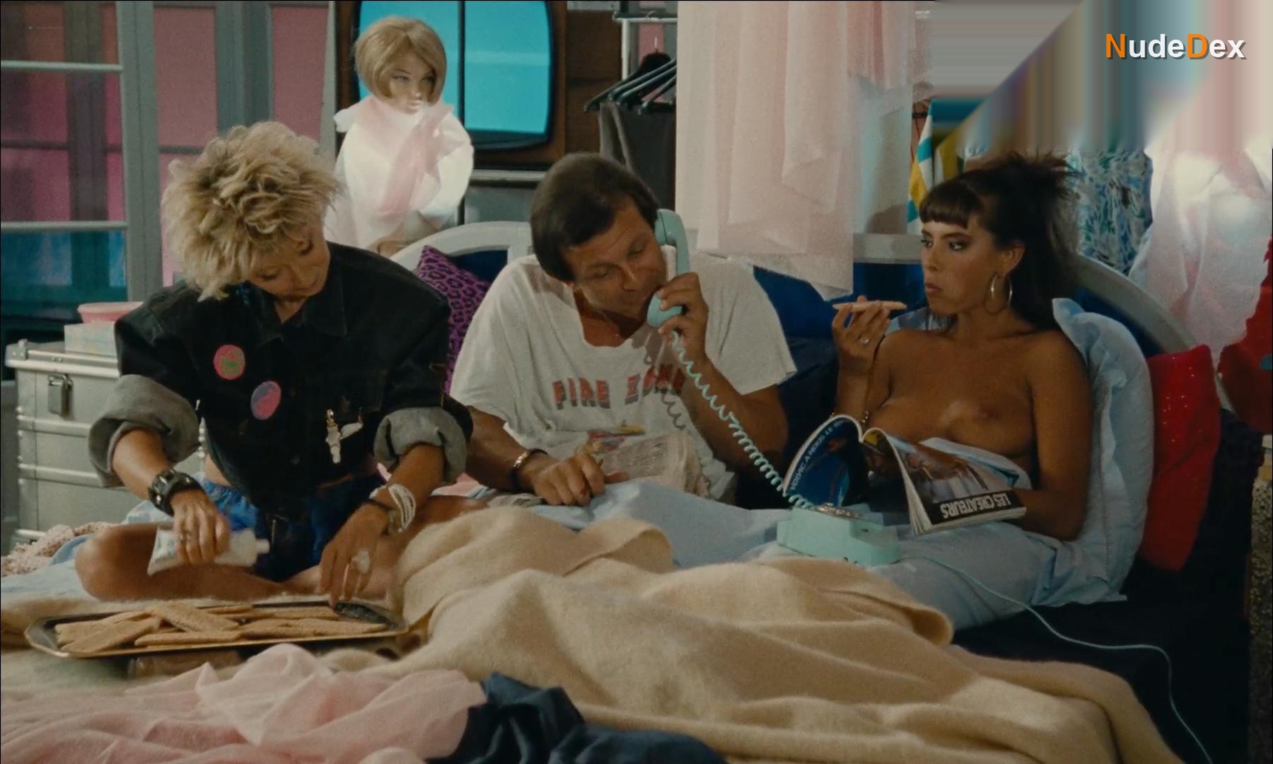 Mathilda May in La Vie Dissolue De Gerard Floque, photo 16