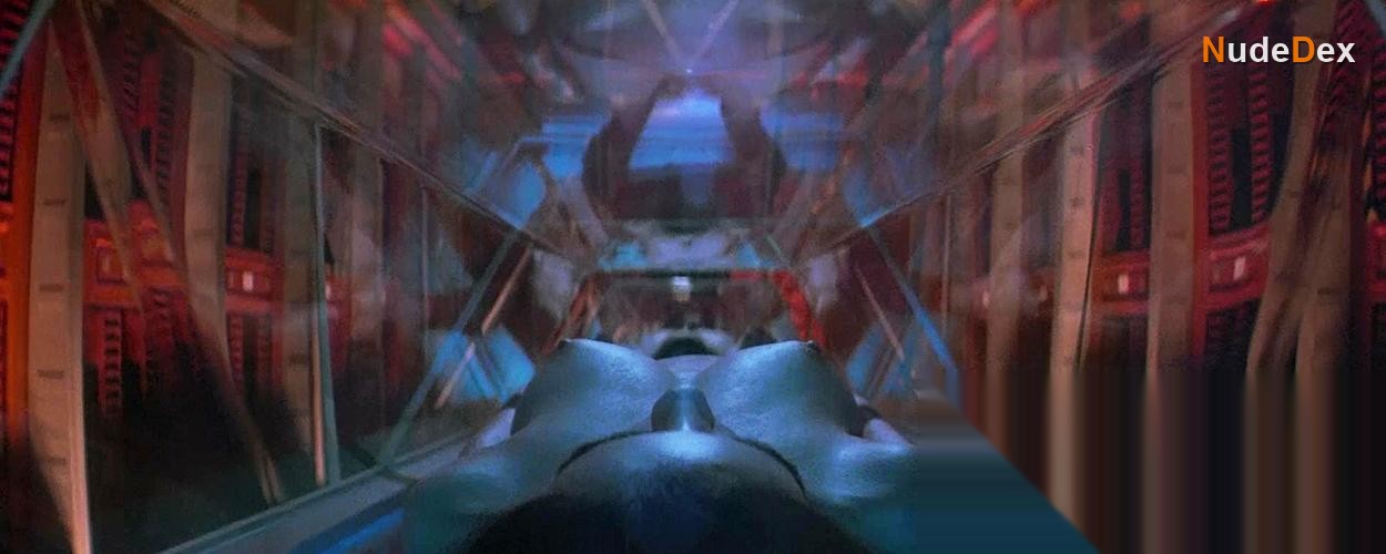 Mathilda May in Lifeforce, photo 20