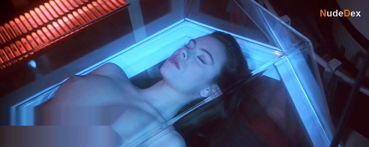 Mathilda May in Lifeforce, photo 21