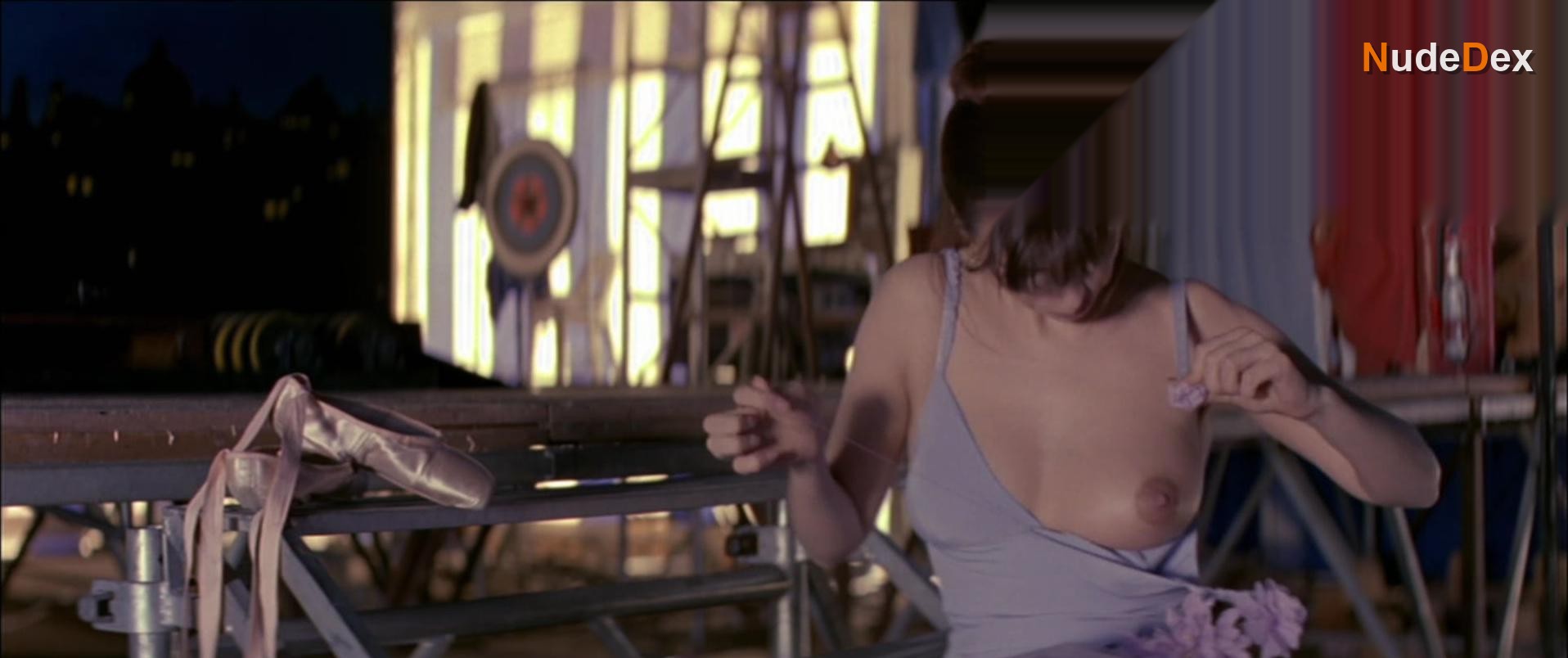 Mathilda May in The Tit And The Moon, photo 6