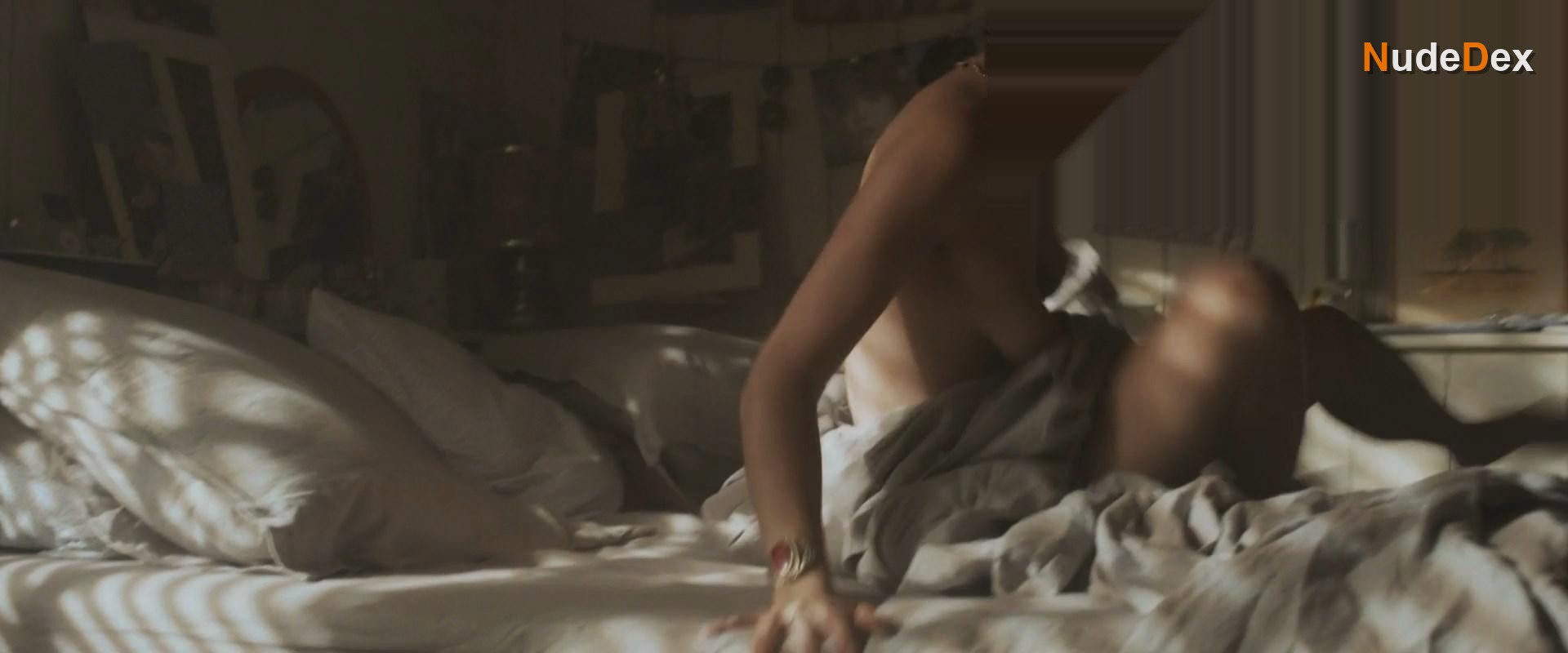 Mathilde Warnier in The Grad Job, photo 6