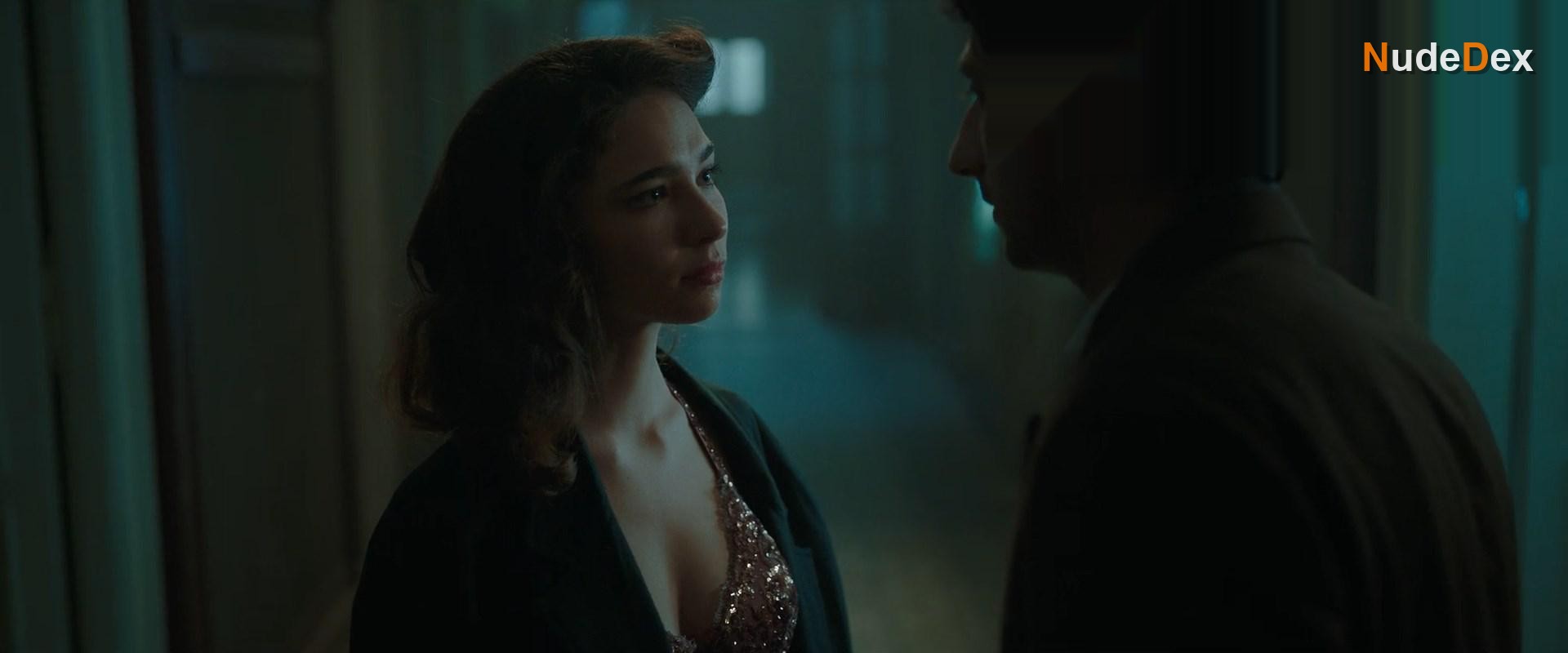 Matilda De Angelis in Robbing Mussolini, photo 5