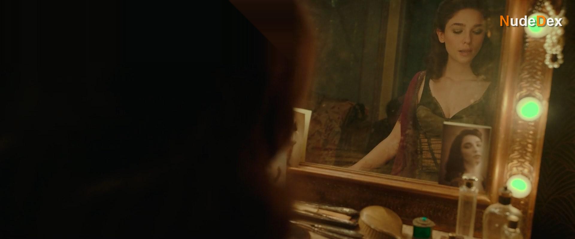 Matilda De Angelis in Robbing Mussolini, photo 6