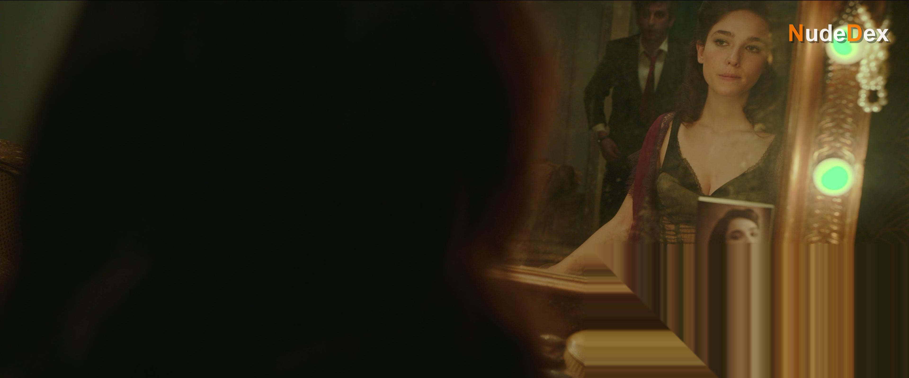Matilda De Angelis in Robbing Mussolini, photo 17