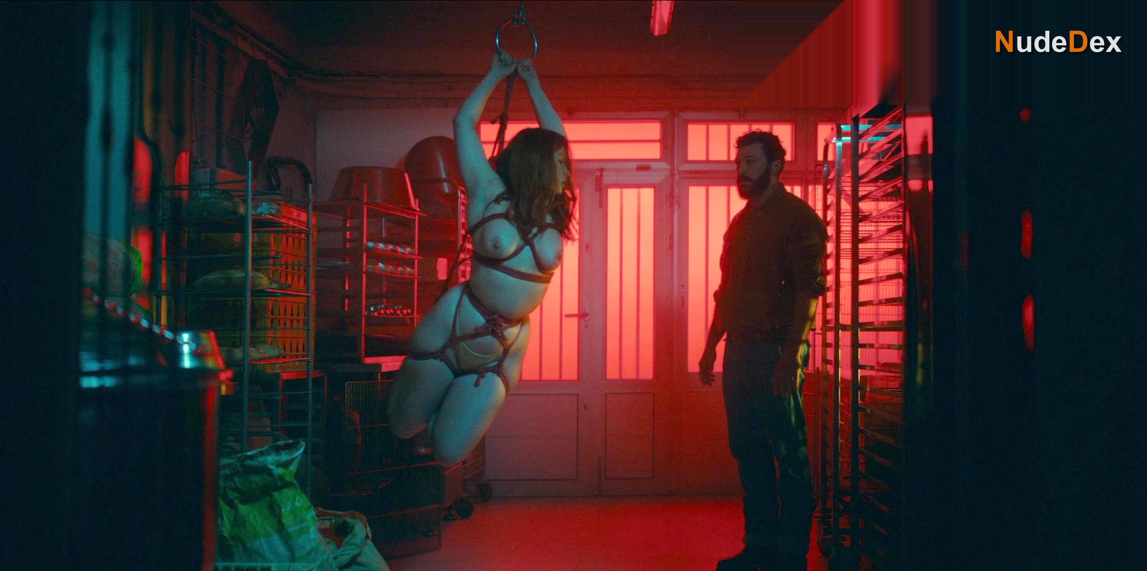 Maud Amour in Escort Boys, photo 3