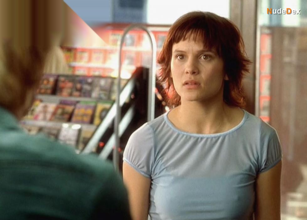 Maya Stange in Garage Days, photo 1