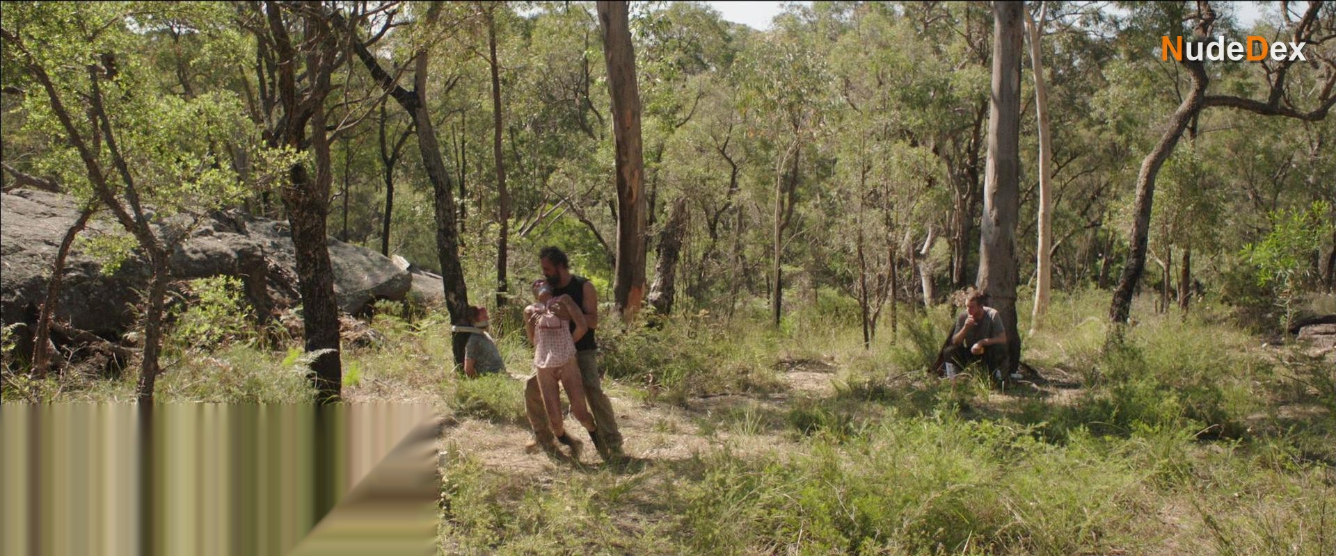 Maya Stange in Killing Ground, photo 7