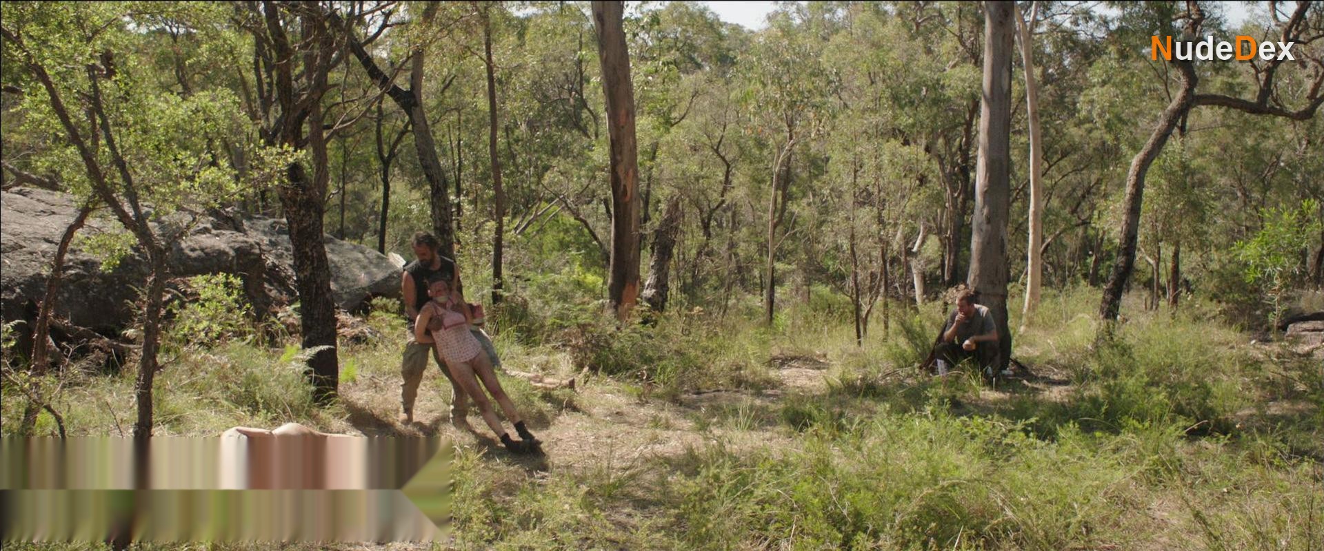 Maya Stange in Killing Ground, photo 8