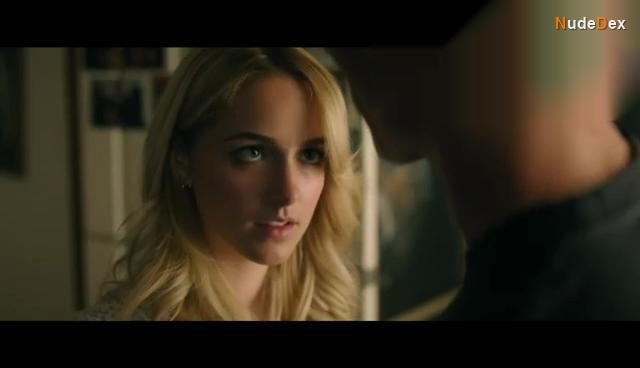 Mckenna Grace in Regretting You, photo 16