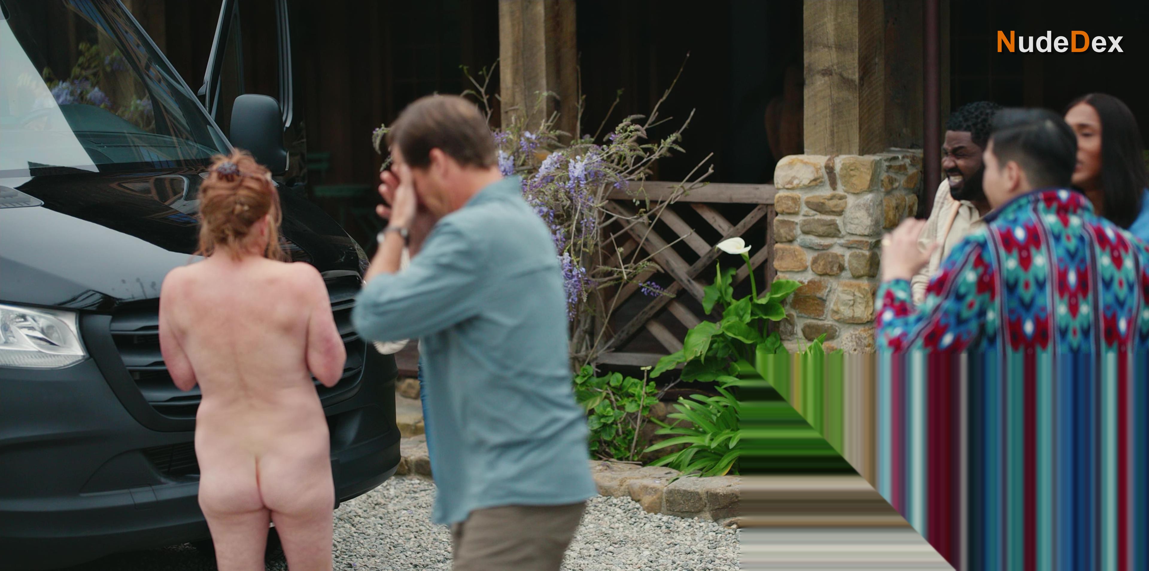Meagen Fay in Loot, photo 1