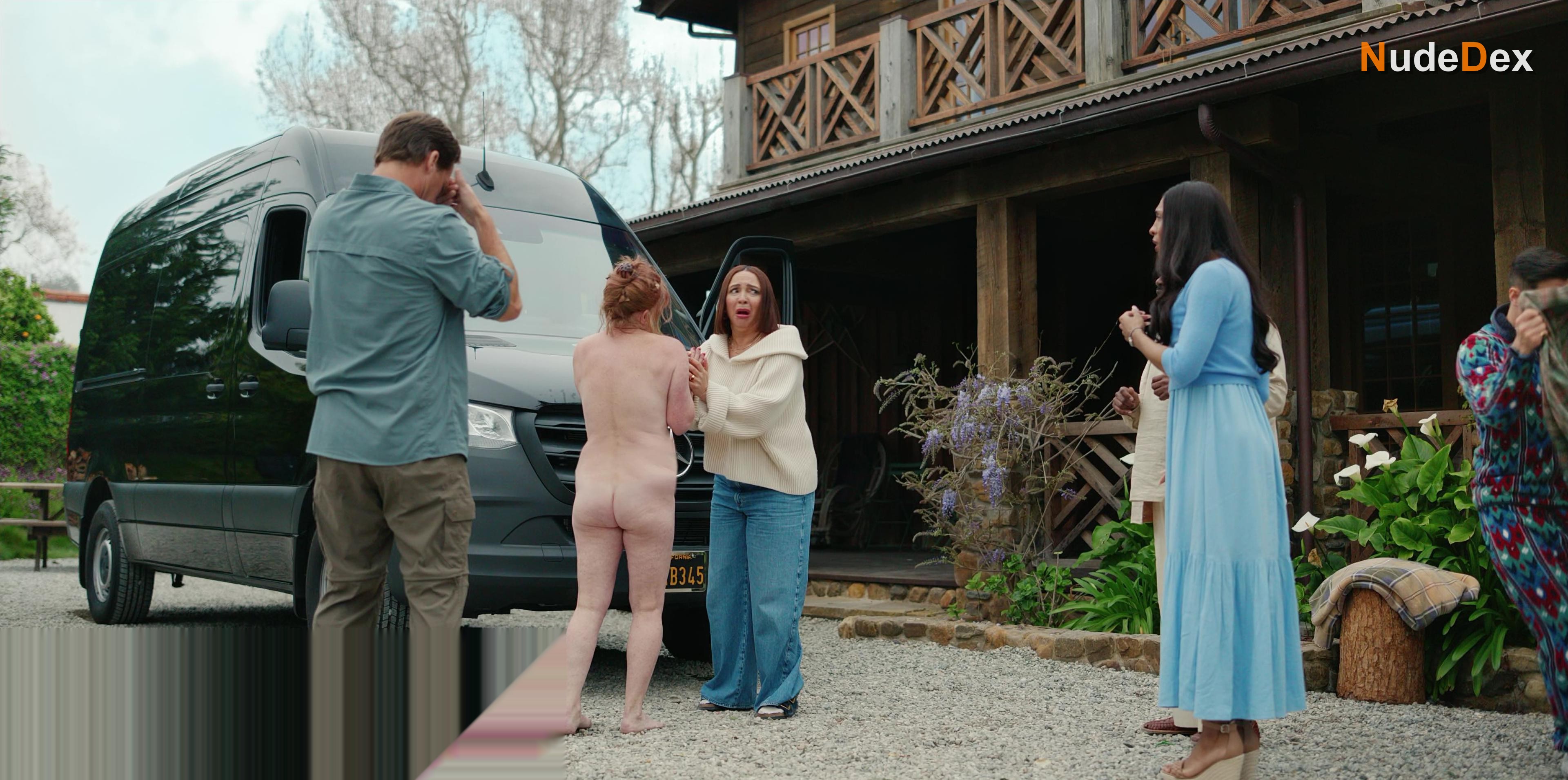 Meagen Fay in Loot, photo 2