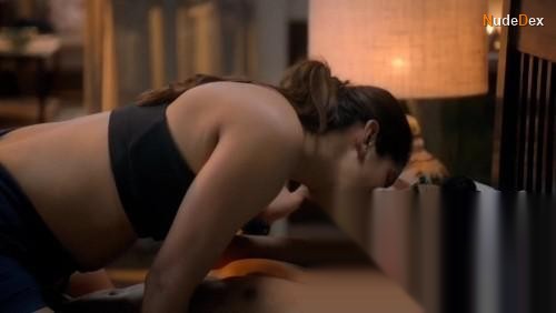 Meera Chopra in Hiccups And Hookups, photo 4