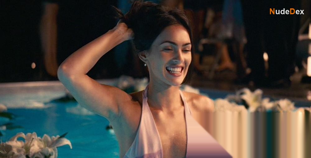 Megan Fox in How To Lose Friends And Alienate People, photo 1