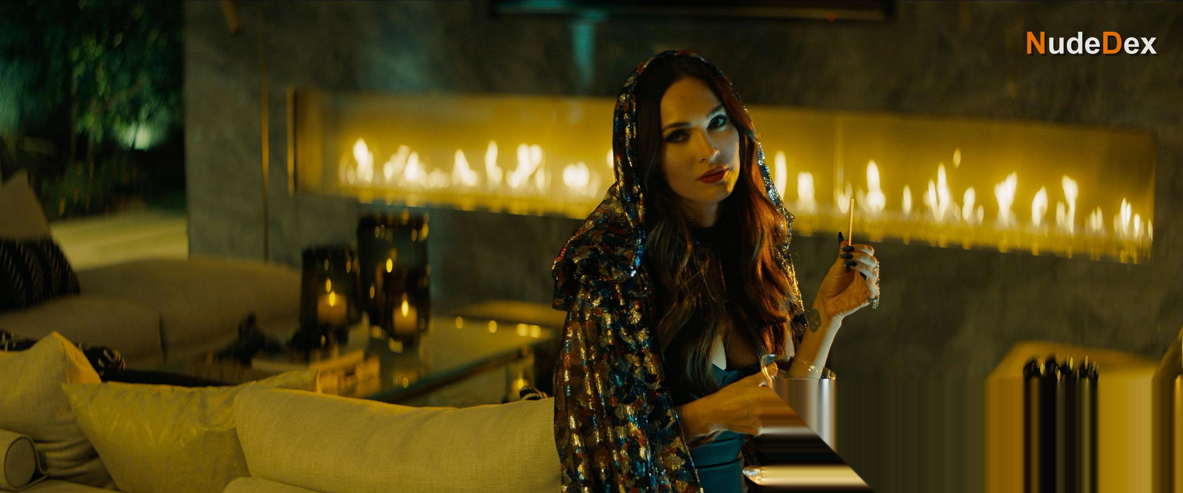 Megan Fox in Night Teeth, photo 2